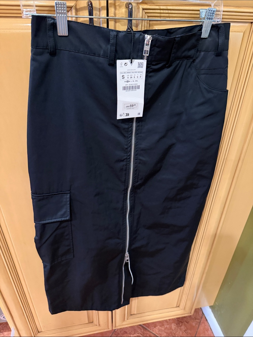 Front-Zip Black Cargo Pencil Skirt size S